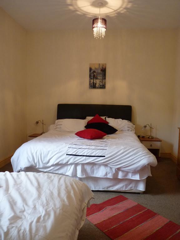Old Police House Bed & Breakfast Haverfordwest Rom bilde