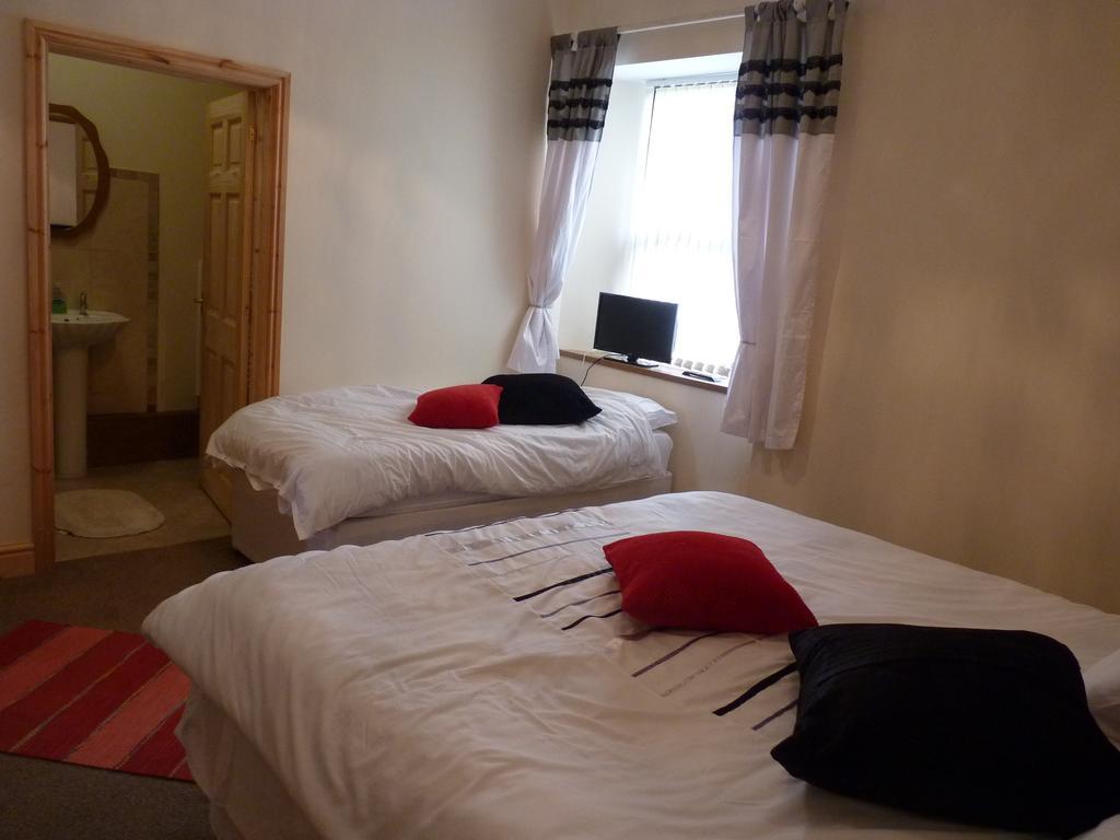 Old Police House Bed & Breakfast Haverfordwest Eksteriør bilde